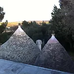 Trulli Vittoria 펜션 *