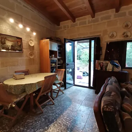 Trulli Vittoria 펜션 푸티냐노